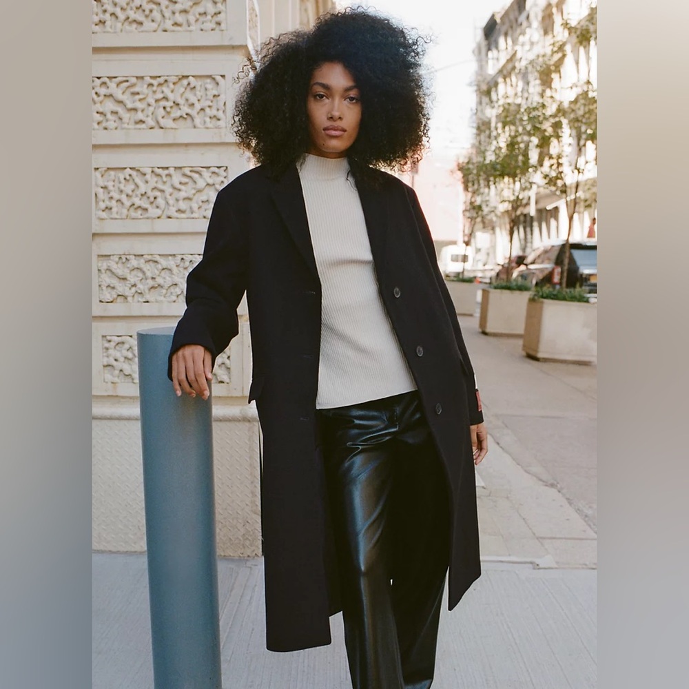 Aritzia Babaton The Landmark Coat in Black Size 2